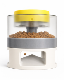 🚀 Press it, snack away: our small food catapult for clever foodies