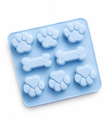 Paws & Bones Snack Mold – Silicone Mold for Frozen Dog Treats