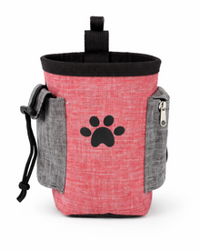 Our dog treat bag with shoulder strap - practical treat bag for training & walks
