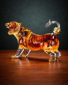 Tigergeist Glass Bottle – Sealed Zodiac Tiger Decorative Bottle Made of Lead-Free Glass