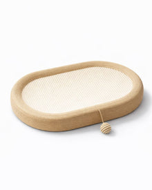 Scratch Kingdom Highlight: Runway Scratch Nest in Wood Look