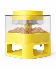 🚀 Press it, snack away: our small food catapult for clever foodies