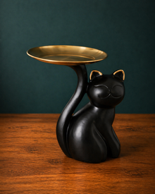 Lucky Cat Decorative Tray made of Resin - Stylish Cat Figurine with Gold Tray