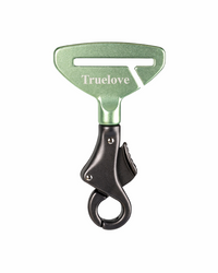 Safety Clasp for Dog Harness & Leash Made of Aluminum Alloy – Robust and Lightweight for Car Seat Belts