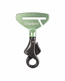 Safety Clasp for Dog Harness & Leash Made of Aluminum Alloy – Robust and Lightweight for Car Seat Belts