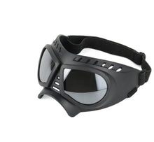 The windproof dog goggles for true four-legged VIPs