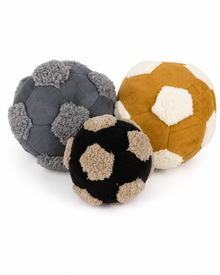 AFP - Lambswool Cuddle Football – weicher Hundeball mit Quietsche