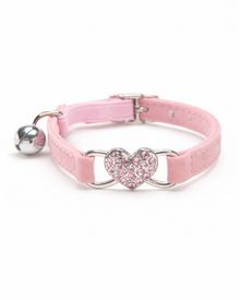 Glitzer-Herz Katzenhalsband mit Glöckchen – weich, verstellbar & bezaubernd