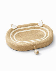 Scratch Kingdom Highlight: Runway Scratch Nest in Wood Look