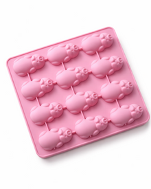 Paws & Bones Snack Mold – Silicone Mold for Frozen Dog Treats